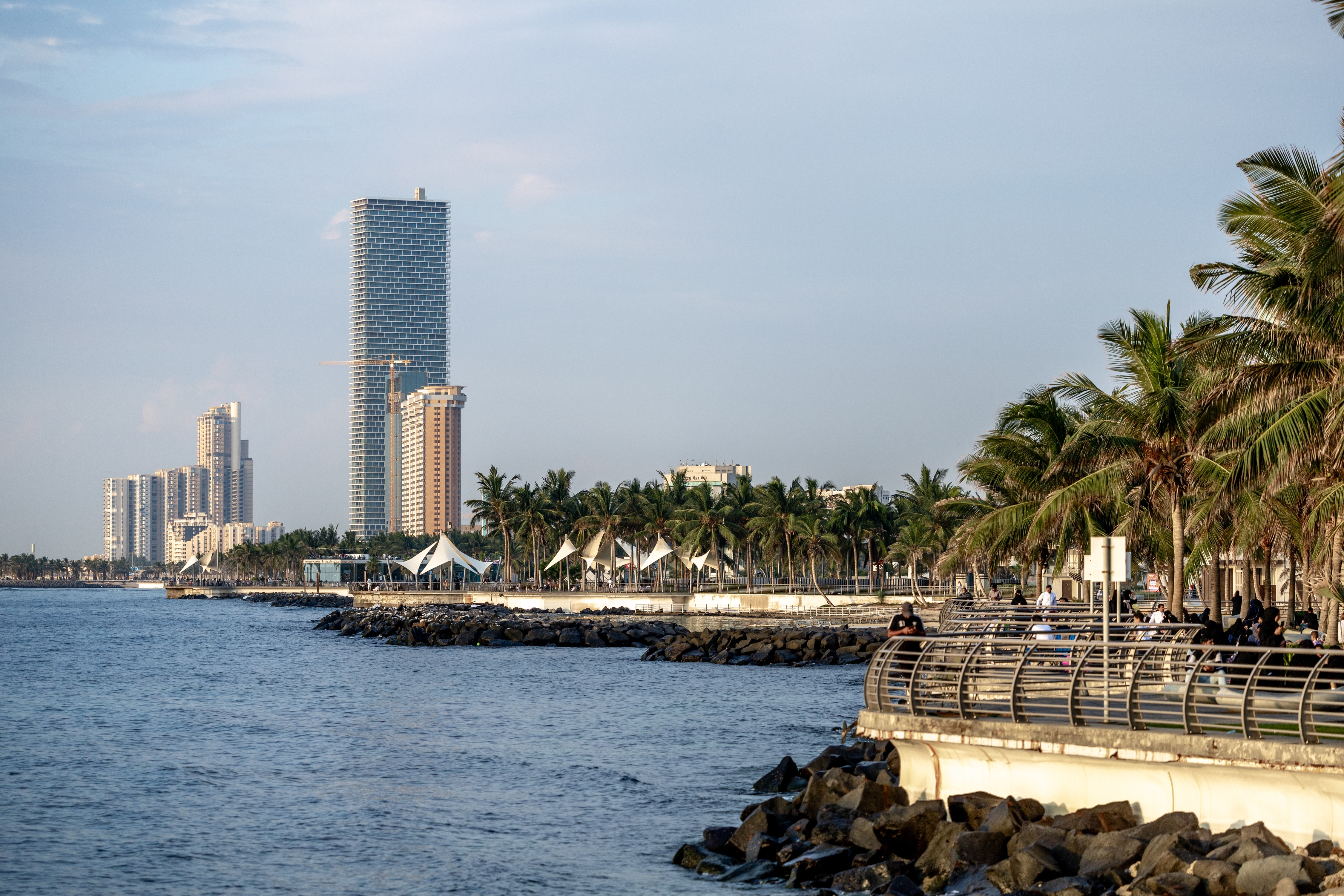 ROSHN Revamps Waterfront Walkway in Jeddah