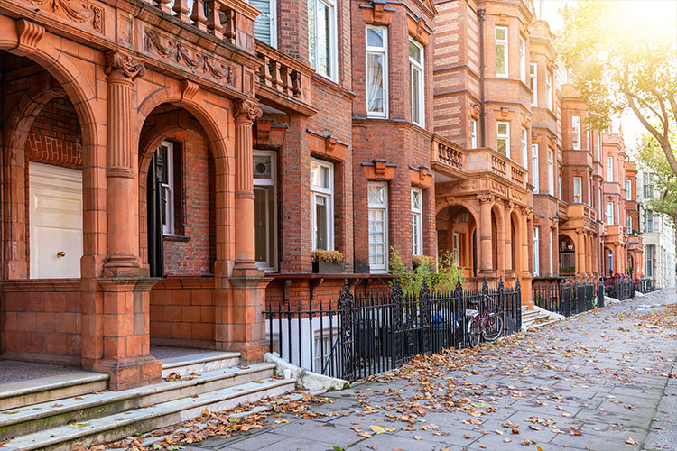 Central London’s Luxury Real Estate Witnesses Slow August